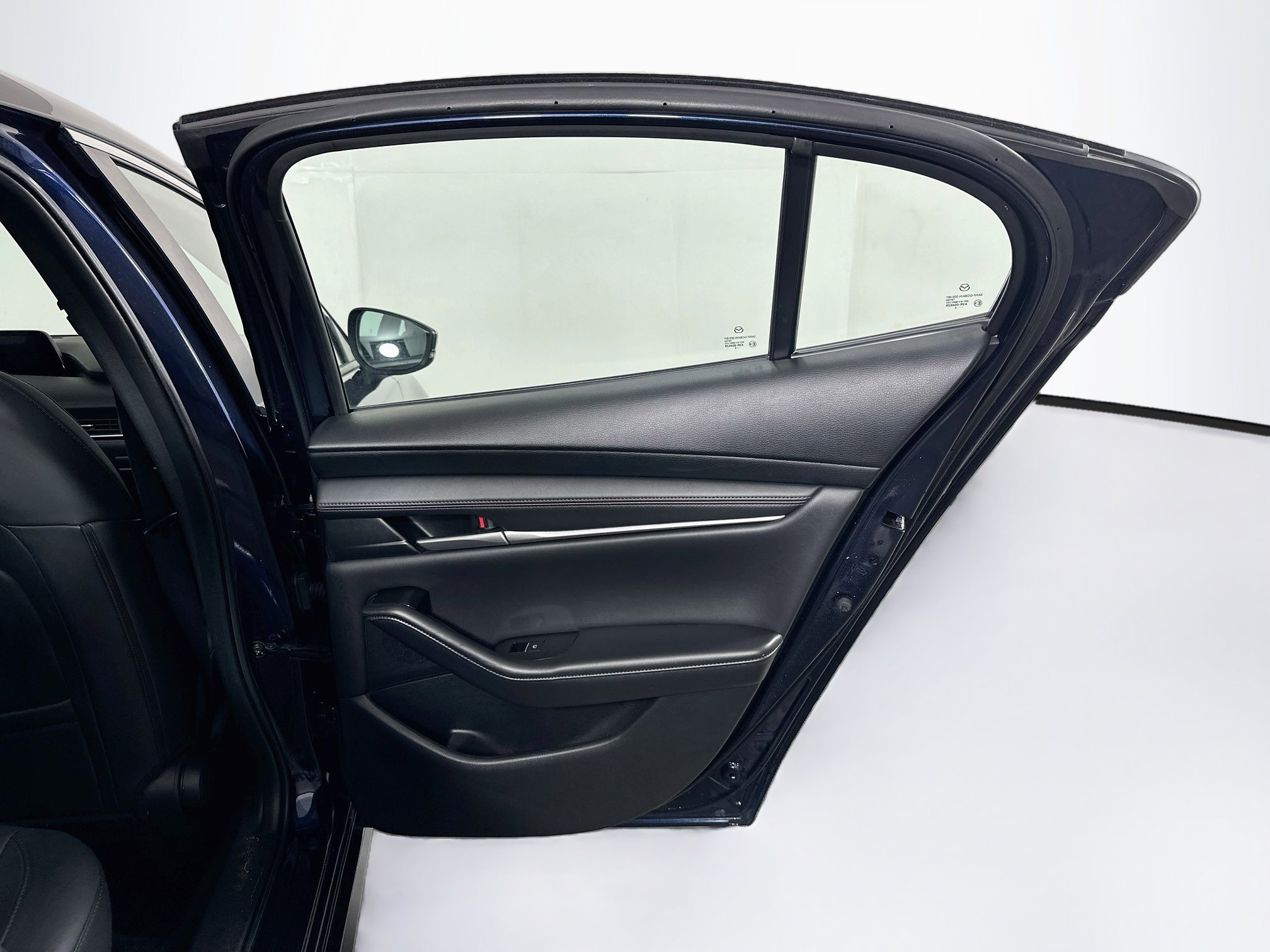 Used 2024 MAZDA MAZDA3 s FWD image 28