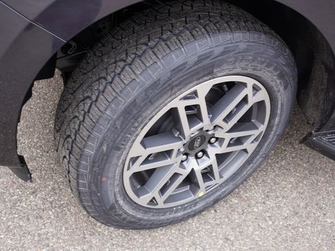 New 2026 Ford Expedition Max Active image 9