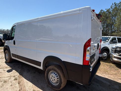 New 2026 RAM ProMaster 2500 w/ Convenience Group image 10