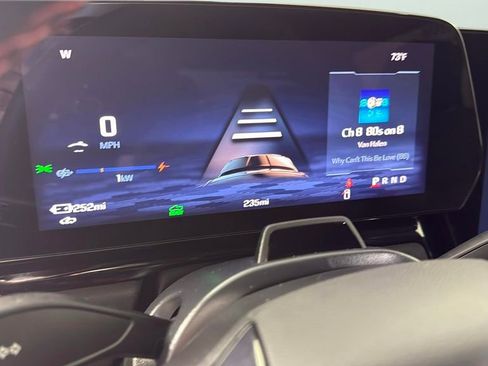 Used 2024 Chevrolet Silverado EV RST image 20