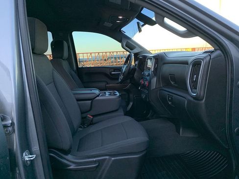 Used 2022 Chevrolet Silverado 1500 LT w/ Bed Protection Package image 28