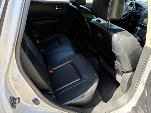 Used 2013 Nissan Rogue SL AWD/4WD image 12