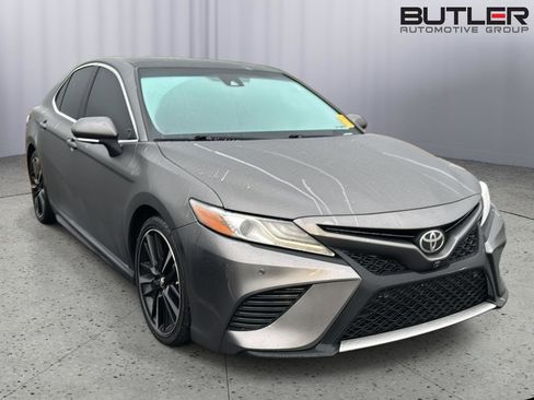 Used 2019 Toyota Camry XSE w/ Driver Assist Package image 3