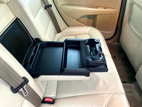 Used 2013 Volvo XC70 T6 Platinum image 18