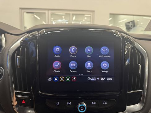 Used 2023 Chevrolet Traverse High Country image 19