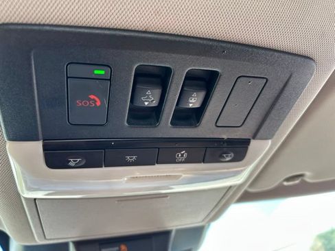 Used 2022 Nissan Rogue Platinum w/ Head-Up Display Package FWD image 26