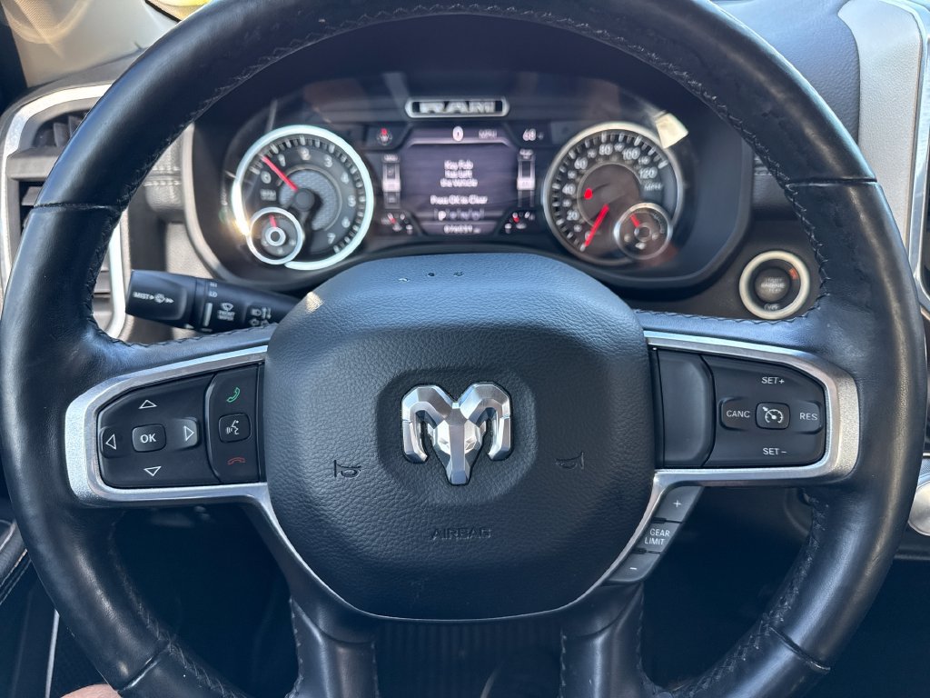 Used 2019 RAM 1500 Laramie AWD/4WD image 14