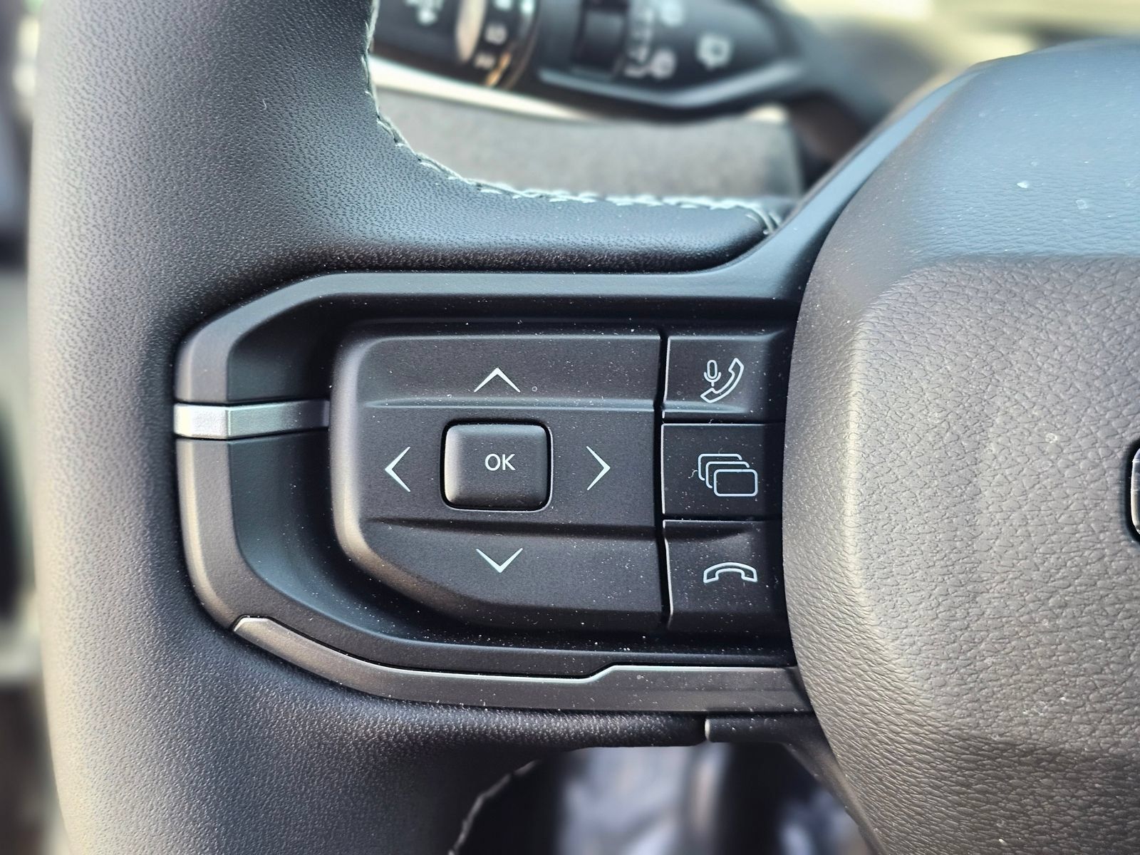 New 2026 Jeep Cherokee Laredo AWD/4WD image 19