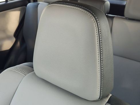 Used 2015 Toyota RAV4 Limited w/ Technology Package FWD image 24