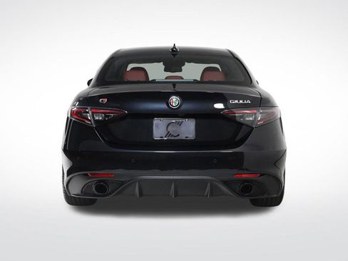 Used 2025 Alfa Romeo Giulia w/ Veloce Package Rwd image 4