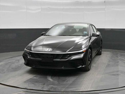 New 2026 Hyundai Elantra Sport FWD image 3