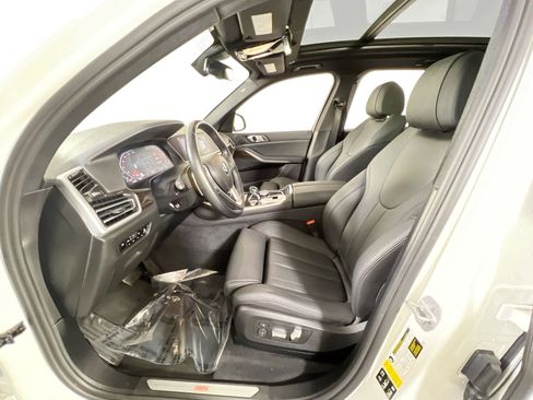 Used 2021 BMW X5 xDrive40i w/ Convenience Package image 21