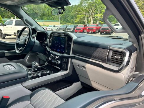 Used 2023 Ford F150 Limited image 23