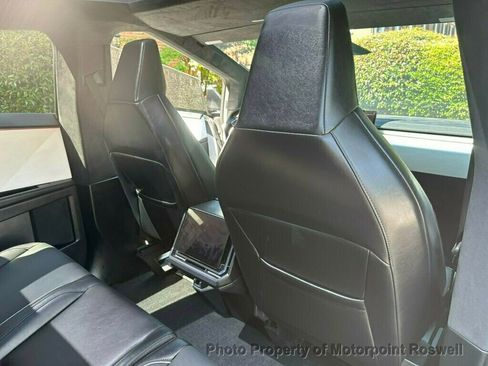 Used 2024 Tesla Cybertruck Cyberbeast AWD/4WD image 19