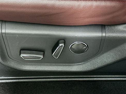 Used 2024 Ford Expedition Max Limited image 22