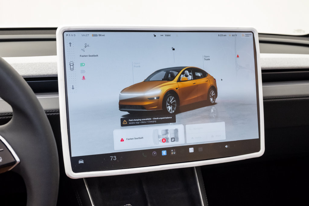 Used 2026 Tesla Model Y Long Range AWD/4WD image 17