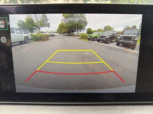 Used 2024 Kia Sorento S w/ Panoramic Sunroof Package FWD image 27
