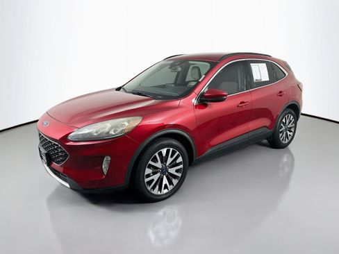 Used 2020 Ford Escape Titanium AWD/4WD image 3