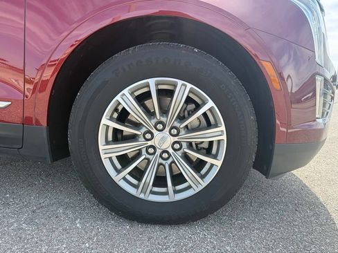 Used 2018 Cadillac XT5 Luxury w/ Driver Awareness Package AWD/4WD image 17