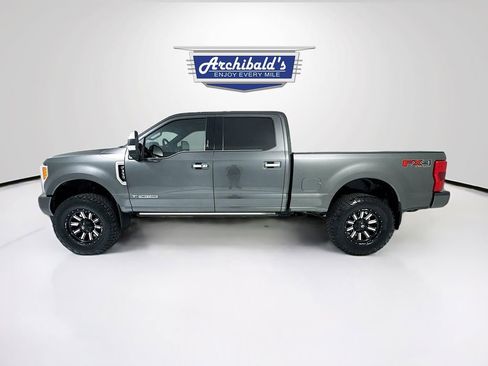 Used 2019 Ford F350 Platinum w/ Platinum Ultimate Package AWD/4WD image 4