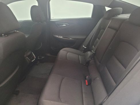 Used 2022 Chevrolet Malibu LT FWD image 18
