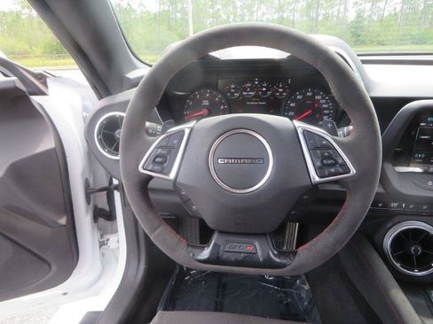 Used 2018 Chevrolet Camaro ZL1 RWD image 15