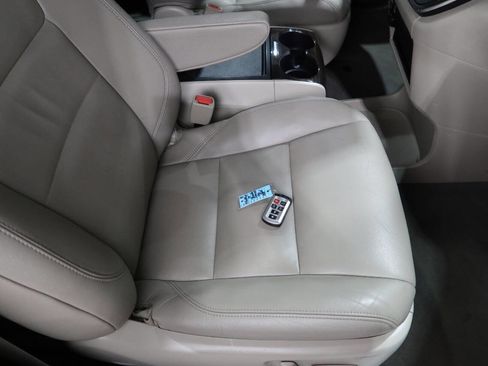 Used 2019 Toyota Sienna XLE FWD image 26