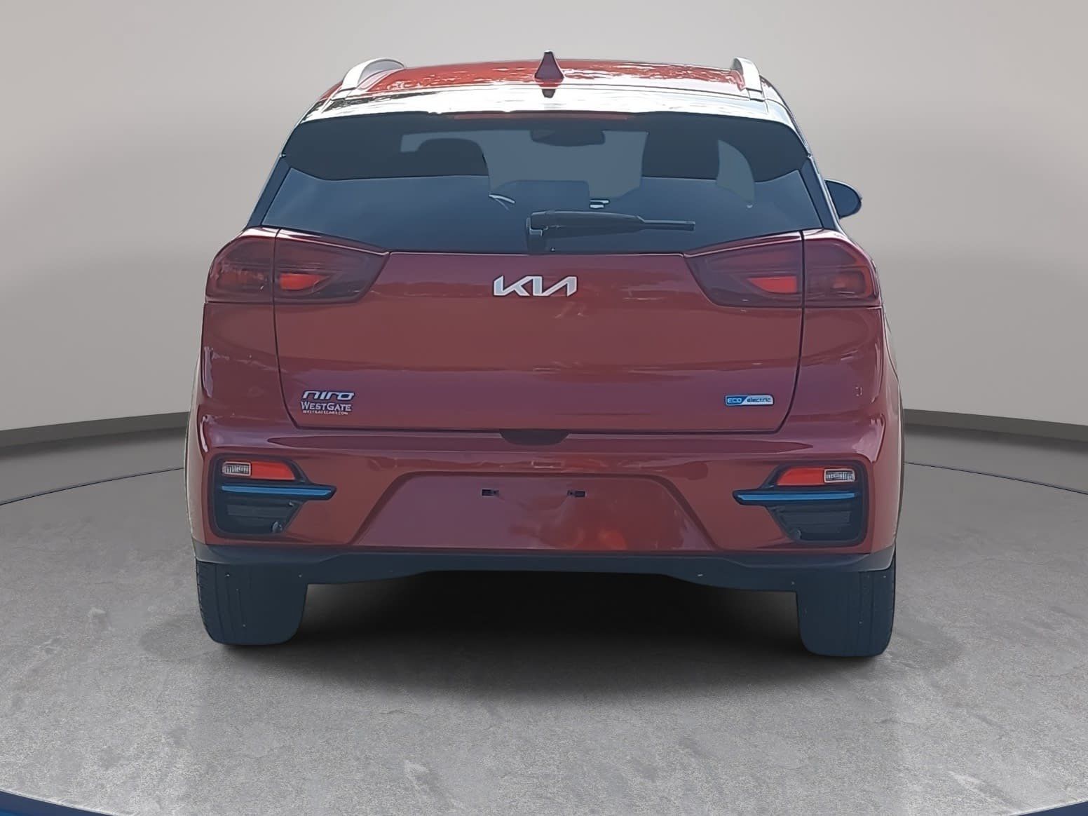 Used 2022 Kia Niro EX Premium w/ Cold Weather Package FWD image 6