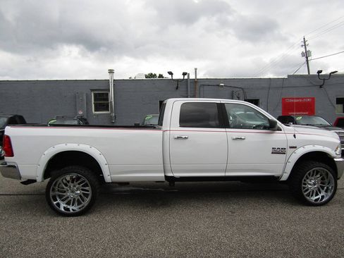 Used 2016 RAM 2500 SLT AWD/4WD image 5