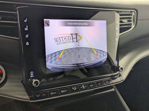 Certified 2024 Jeep Wagoneer L Series II w/ Flexible Seating Group image 20