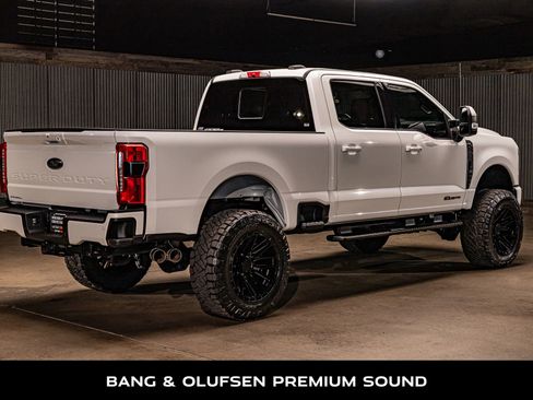 Used 2023 Ford F250 Lariat w/ Lariat Ultimate Package AWD/4WD image 10
