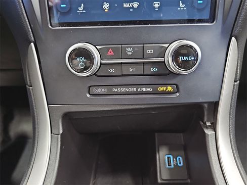 Used 2023 Ford Edge SEL image 22