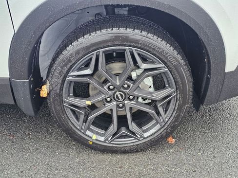 New 2026 Nissan Kicks SR w/ SR Premium Package image 30