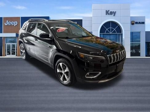 Used 2019 Jeep Cherokee Limited AWD/4WD image 10