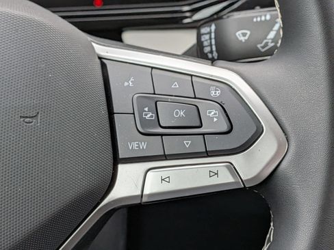 Used 2025 Volkswagen Taos S AWD/4WD image 19