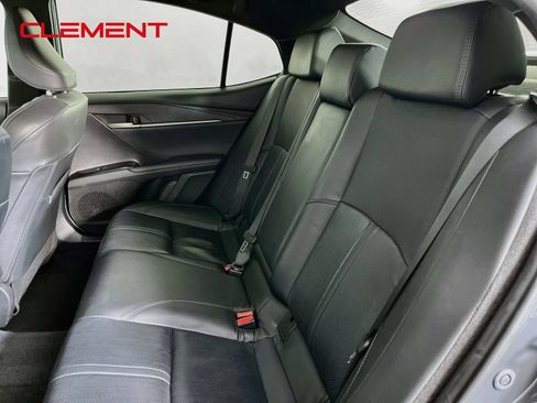 Used 2025 Toyota Camry XSE FWD image 31
