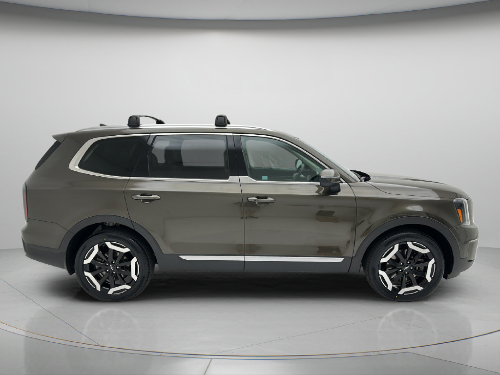 Used 2024 Kia Telluride EX w/ EX Captain's Chair Package AWD/4WD image 6