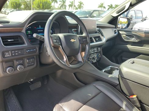Used 2024 Chevrolet Tahoe High Country image 9