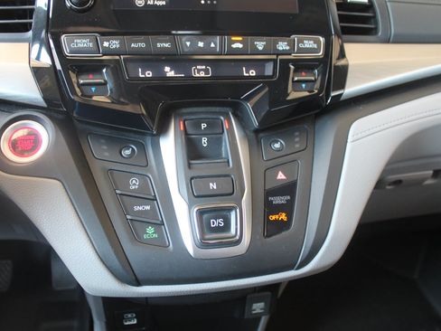 Used 2021 Honda Odyssey EX-L image 12