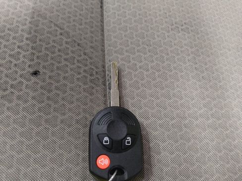 Used 2018 Ford Escape SE FWD image 32