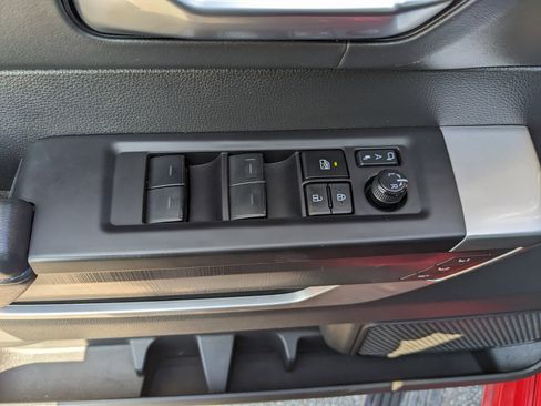 Used 2024 Toyota Tundra Platinum image 21