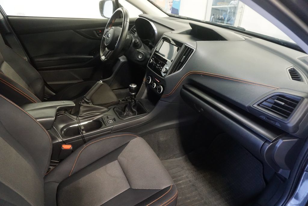 Used 2023 Subaru Crosstrek 2.0i Premium AWD/4WD image 21