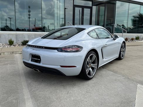 New 2025 Porsche 718 Cayman image 6