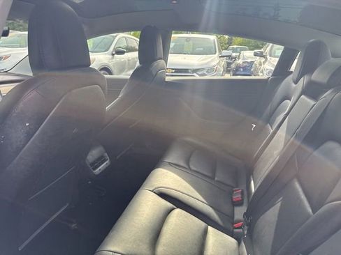 Used 2018 Tesla Model 3 Mid Range RWD image 13