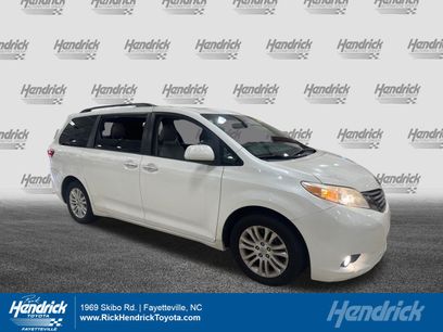 Used 2017 Toyota Sienna XLE