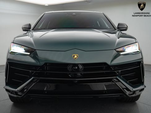 Used 2024 Lamborghini Urus S image 11