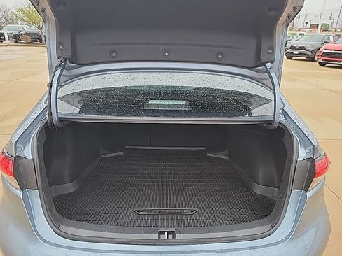 Used 2025 Toyota Corolla LE image 13