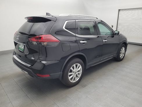 Used 2020 Nissan Rogue SV FWD image 9