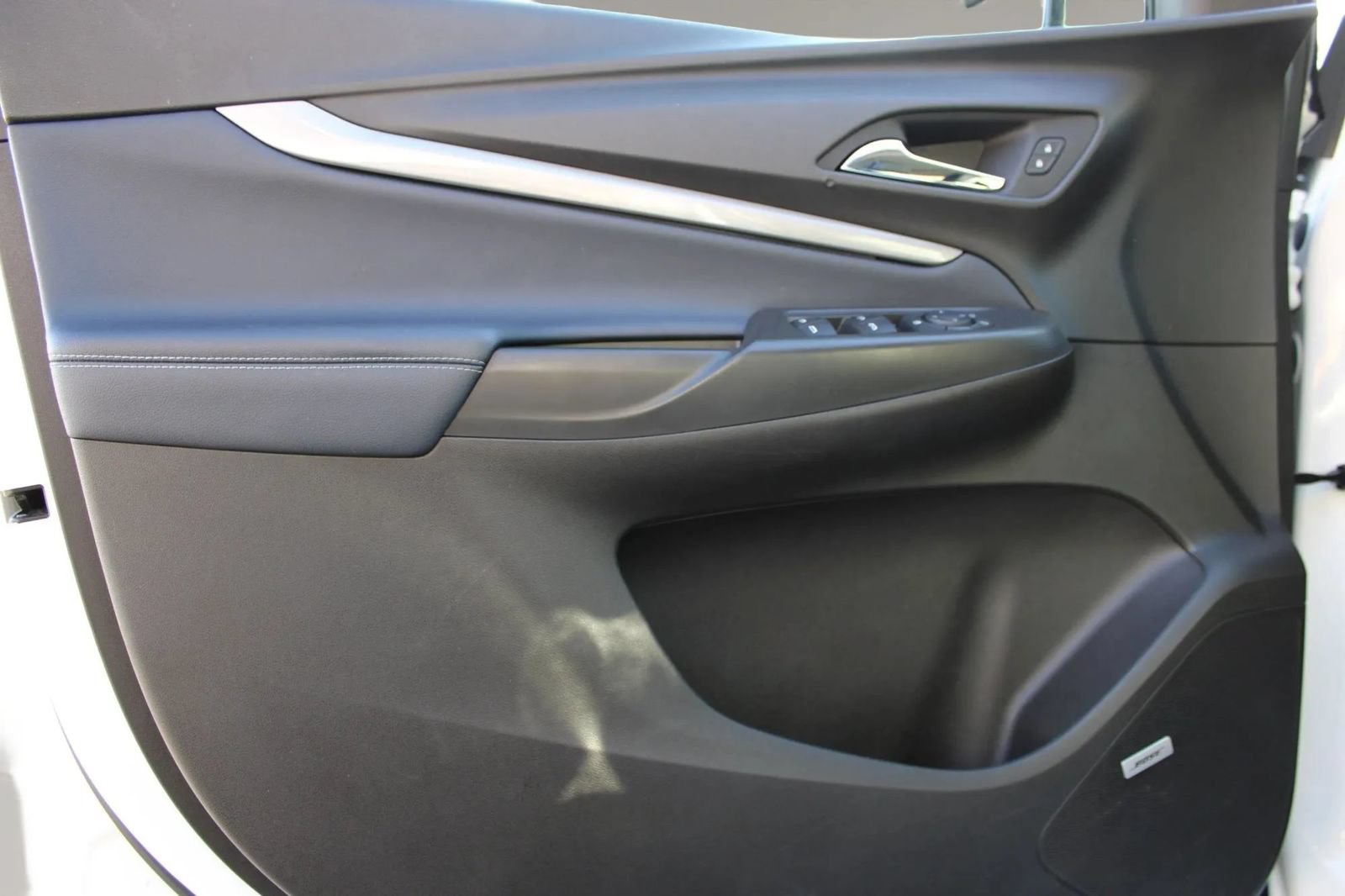 Used 2022 Chevrolet Bolt EUV Premier w/ Launch Edition FWD image 7