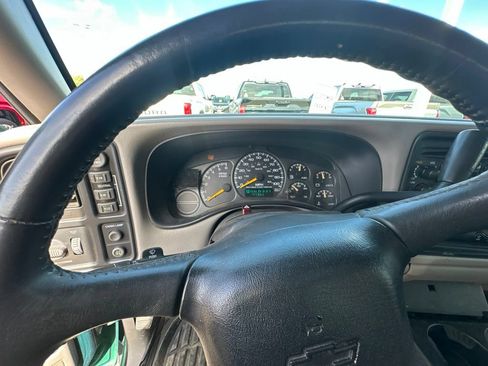 Used 1999 Chevrolet Silverado 2500 LS AWD/4WD image 16